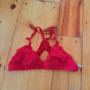 Aerie Bralette in Vibrant Red